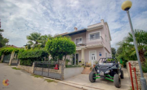Гостиница Apartments Mirta  Ровинь